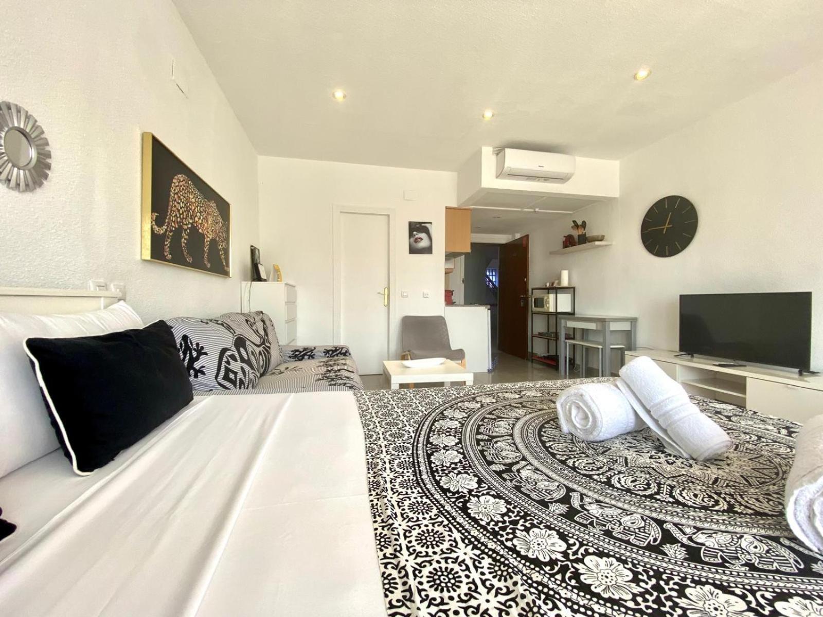Riscal 6 By United Renters Apartment Alicante Ngoại thất bức ảnh